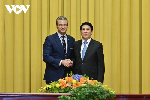 Vietnam always considers the US one of its top partners, says Party leader To Lam - ảnh 2