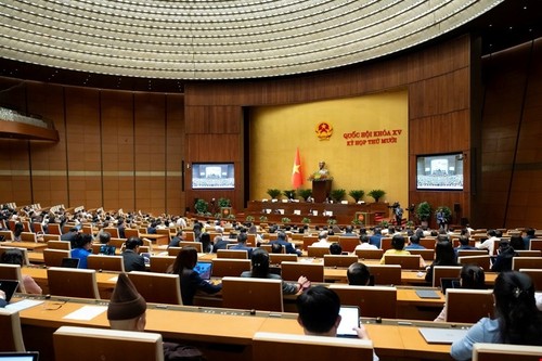 베트남 국회, ‘스승의 날’에 교육 분야 3개 법안 논의 - ảnh 1