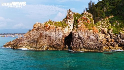 Дикая красота и легенда о мысе Виронг в Биньдине - ảnh 3