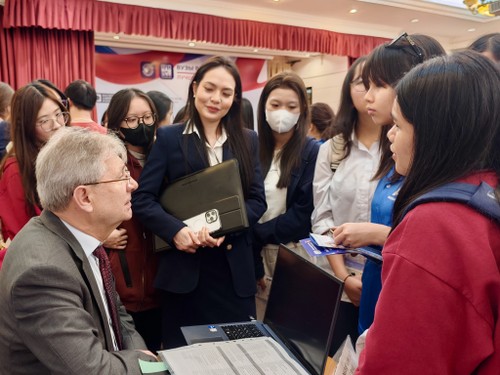 Россотрудничество – мост народной дипломатии между Вьетнамом и Россией - ảnh 2
