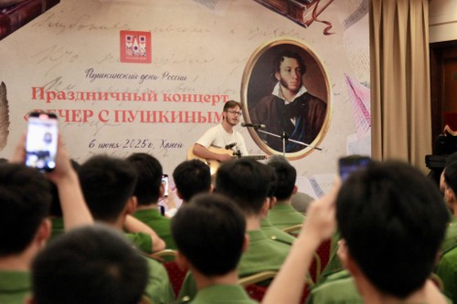 Россотрудничество – мост народной дипломатии между Вьетнамом и Россией - ảnh 7