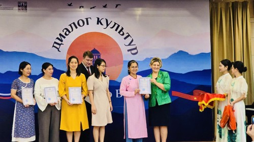 Россотрудничество – мост народной дипломатии между Вьетнамом и Россией - ảnh 8