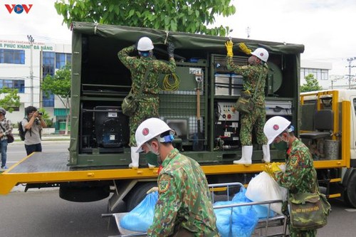 Entirety of Son Tra district in Da Nang disinfected in COVID-19 fight - ảnh 7