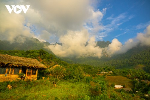 Sin Suối Hồ - bản du lịch cộng đồng nguyên sơ và yên bình - ảnh 1