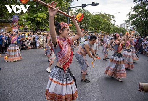 Những hình ảnh ấn tượng trong Tuần lễ Festival Huế 2022 - ảnh 5