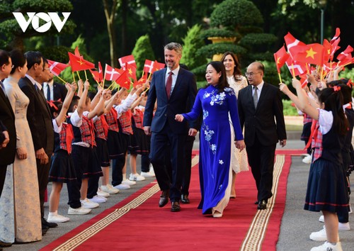 Ngày đầu Thái tử kế vị Đan Mạch Frederik và Công nương phu nhân thăm Việt Nam - ảnh 3