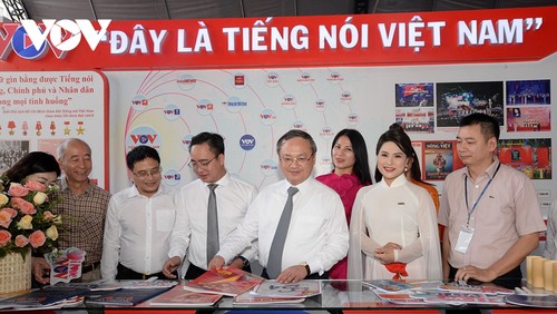 Hội báo toàn quốc 2024: Tưng bừng ngày hội của những người làm báo cả nước - ảnh 10