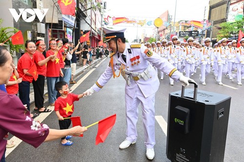 Ngày vui nhất sau 70 năm của đồng bào Tây Bắc - ảnh 7