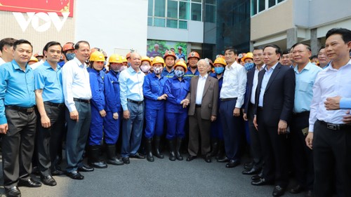 Hình ảnh gần gũi, giản dị của Tổng Bí thư trong các chuyến công tác địa phương - ảnh 17