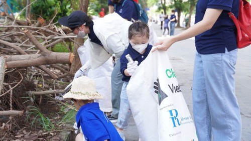 “World Cleanup Day 2024 - Ngày hội Dọn rác tại Hà Nội” - ảnh 6