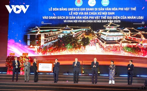 ĐTVH: Các sự kiện văn hoá nổi bật trong tuần qua ảnh - ảnh 9