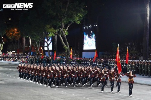 Sơ duyệt diễu binh lịch sử: Quân đội Trung Quốc, Lào, Campuchia lần đầu sát cánh cùng Việt Nam - ảnh 13