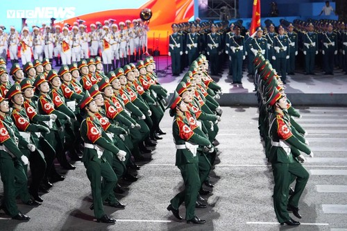 Sơ duyệt diễu binh lịch sử: Quân đội Trung Quốc, Lào, Campuchia lần đầu sát cánh cùng Việt Nam - ảnh 15