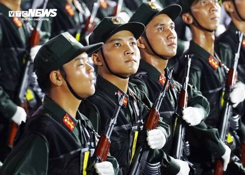 Sơ duyệt diễu binh lịch sử: Quân đội Trung Quốc, Lào, Campuchia lần đầu sát cánh cùng Việt Nam - ảnh 17