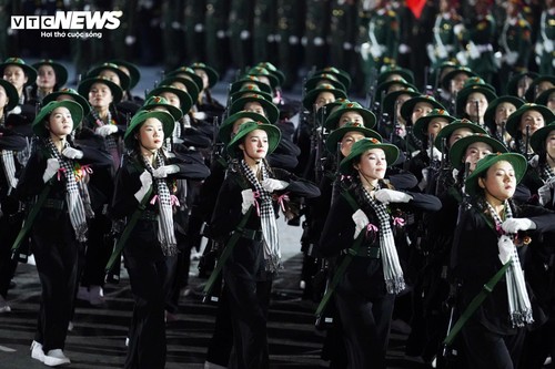 Sơ duyệt diễu binh lịch sử: Quân đội Trung Quốc, Lào, Campuchia lần đầu sát cánh cùng Việt Nam - ảnh 20