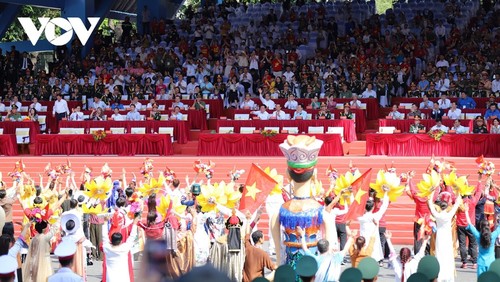 Toàn cảnh tổng duyệt cấp Nhà nước diễu binh, diễu hành chuẩn bị kỷ niệm 30/4 - ảnh 1