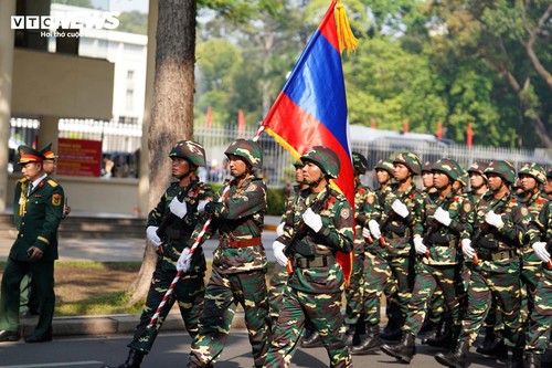 Toàn cảnh lễ diễu binh uy nghiêm, hùng tráng mừng đại lễ 30/4 - ảnh 18