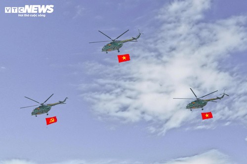 Toàn cảnh lễ diễu binh uy nghiêm, hùng tráng mừng đại lễ 30/4 - ảnh 8