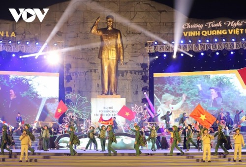 ĐTVH: Các sự kiện văn hoá nổi bật trong tuần qua ảnh - ảnh 9