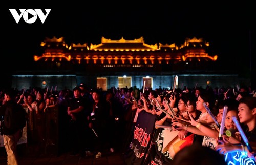 Các sự kiện văn hoá nổi bật trong tuần qua ảnh - ảnh 11