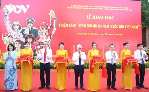 Các sự kiện văn hoá nổi bật trong tuần qua ảnh - ảnh 1