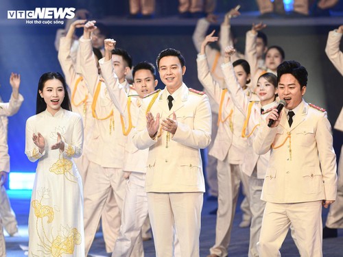 Toàn cảnh Lễ kỷ niệm 80 năm Ngày Truyền thống Công an Nhân dân - ảnh 13