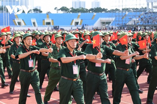 13 khối nghệ thuật, quần chúng hợp luyện diễu binh, diễu hành trên SVĐ Mỹ Đình - ảnh 5