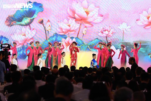 Toàn cảnh lễ khai mạc Triển lãm “80 năm hành trình Độc lập - Tự do - Hạnh phúc“ - ảnh 12