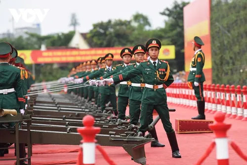 21 phát đại bác mở màn chào mừng buổi tổng duyệt A80 - ảnh 7