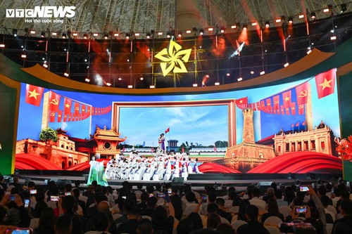 Toàn cảnh lễ khai mạc Hội chợ mùa Thu lần thứ nhất 2025 - ảnh 11