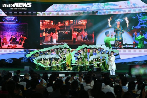 Toàn cảnh lễ khai mạc Hội chợ mùa Thu lần thứ nhất 2025 - ảnh 13