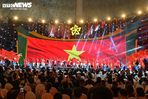 Toàn cảnh lễ khai mạc Hội chợ mùa Thu lần thứ nhất 2025 - ảnh 9