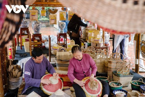 Festival Thăng Long – Hà Nội 2025: Bức tranh đa sắc văn hóa hội tụ về Văn Miếu - ảnh 9