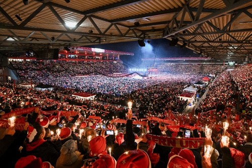 Giáng sinh 2025: Ánh sáng hy vọng giữa một thế giới nhiều biến động - ảnh 7