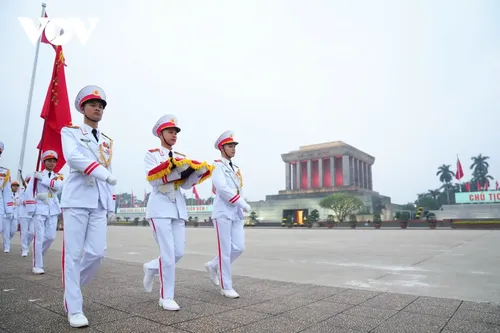 Khoảnh khắc thiêng liêng trong Lễ Thượng cờ đầu năm mới 2026 - ảnh 11