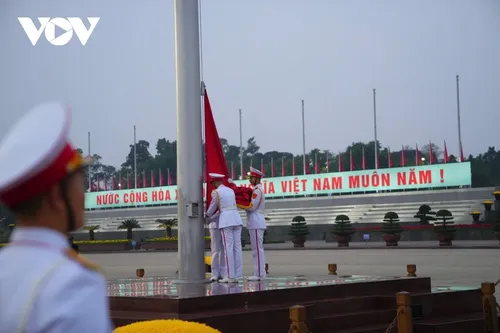 Khoảnh khắc thiêng liêng trong Lễ Thượng cờ đầu năm mới 2026 - ảnh 8