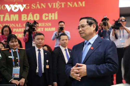 Thủ tướng động viên lực lượng báo chí tác nghiệp tại Đại hội lần thứ XIV của Đảng - ảnh 3