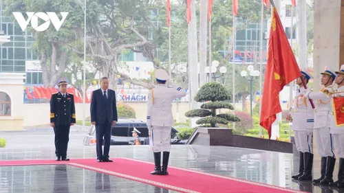 Tổng Bí thư dự lễ đón nhận danh hiệu Anh hùng LLVTND của Quân chủng Hải quân - ảnh 1