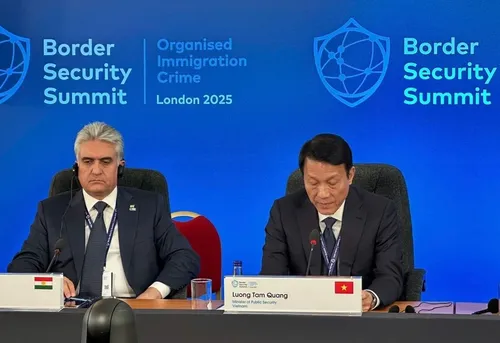 Bộ trưởng Bộ Công an Lương Tam Quang tham dự Hội nghị thượng đỉnh về an ninh biên giới tại Anh - ảnh 1