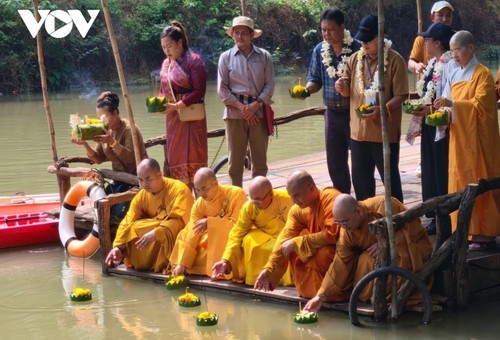 Đặc sắc Tết Bunpimay - Lào 2025 tại Đắk Lắk - ảnh 1