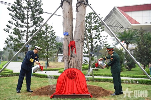 Bộ trưởng Bộ Quốc phòng Trung Quốc sang Việt Nam dự các hoạt động giao lưu biên giới - ảnh 6