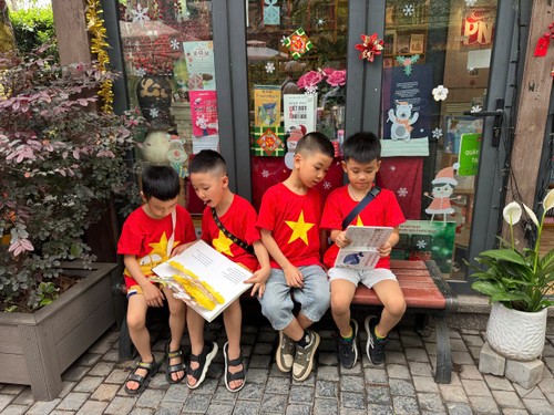 Khai mạc "Sách mở rộng thế giới tư duy" hưởng ứng Ngày Sách và văn hoá đọc - ảnh 3