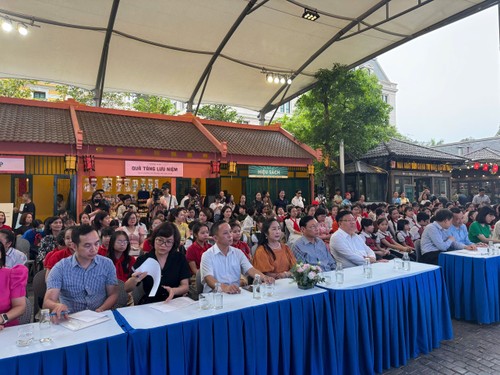 Khai mạc "Sách mở rộng thế giới tư duy" hưởng ứng Ngày Sách và văn hoá đọc - ảnh 2