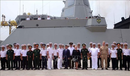Đội tàu Hải quân Liên bang Nga thăm xã giao Đà Nẵng - ảnh 1