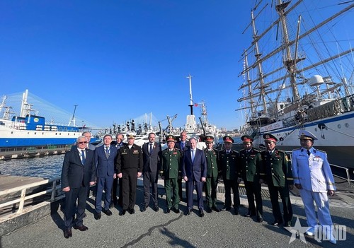 Nga bàn giao tàu nghiên cứu khoa học “Giáo sư Gagarinsky” cho Việt Nam - ảnh 2