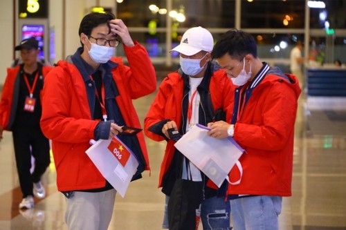 Việt Nam đã đưa được hơn 450 công dân ở Myanmar về nước an toàn - ảnh 1