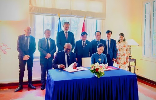 Điện Biên và Pháp ký kết thỏa thuận hợp tác bảo tàng về Chiến thắng Điện Biên Phủ - ảnh 1