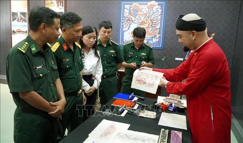 Triển lãm Văn miếu Quốc Tử Giám và Giáo dục - Khoa cử Việt Nam - ảnh 1