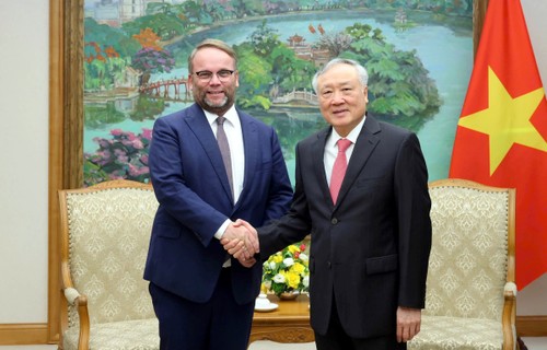 Bang Hessen (Đức) sẵn sàng hợp tác phát triển trung tâm tài chính quốc tế tại Việt Nam - ảnh 1