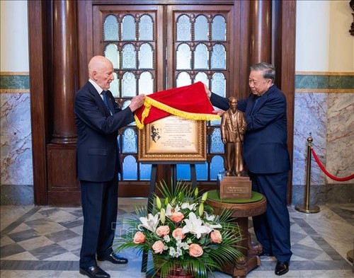 Tổng Bí thư Tô Lâm thăm nơi Chủ tịch Hồ Chí Minh từng ở tại Bulgaria - ảnh 1